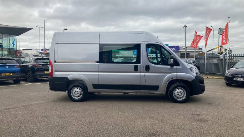 Vauxhall Movano 3500 L2 Diesel Fwd 2.2 Turbo D 140ps H2 Van Prime